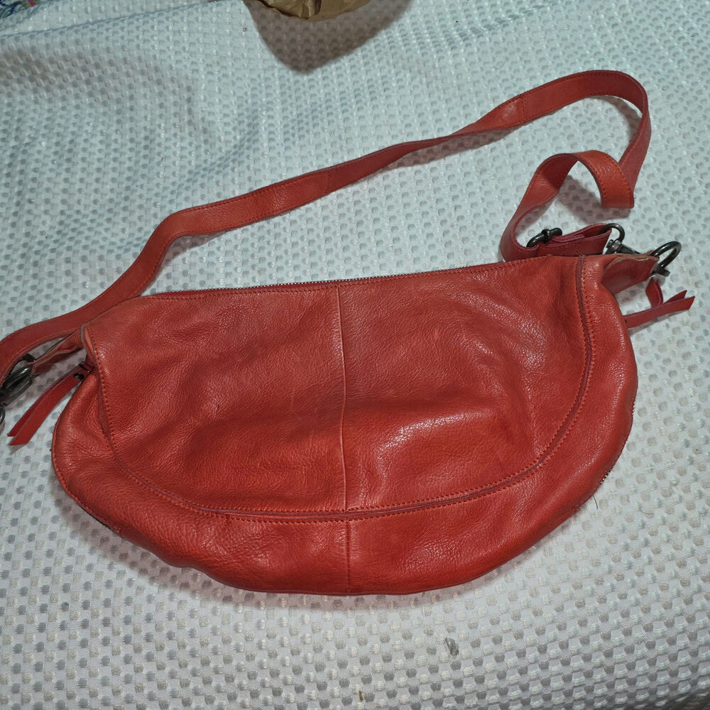 LATICO CALLIE LEATHER SLINGBAG RED/ORANGE BAG CROSSBODY